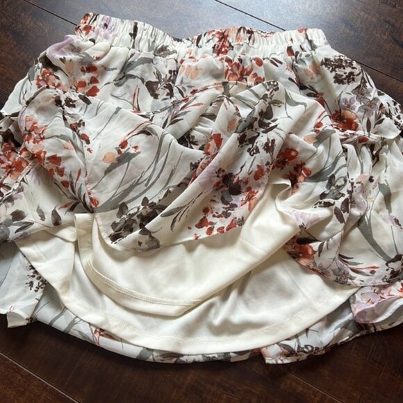 Skirt - Picture 3 of 3